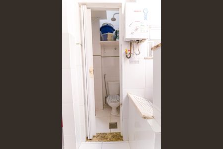 Apartamento para alugar com 72m², 2 quartos e 1 vaga Apartamento para alugar com 72m², 2 quartos e 1 vagaCozinha e Área de Serviço