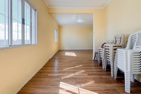 Apartamento para alugar com 45m², 1 quarto e 1 vaga Apartamento para alugar com 45m², 1 quarto e 1 vagaÁrea comum - Salão de festas
