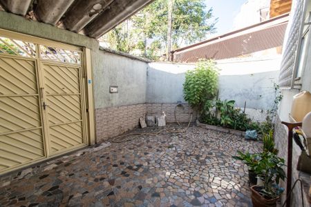 Casa à venda com 250m², 4 quartos e 4 vagasGaragem