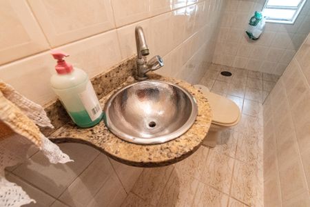 Casa à venda com 250m², 4 quartos e 4 vagasLavabo