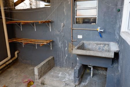 Casa para alugar com 65m², 1 quarto e sem vagaÁrea de Serviço