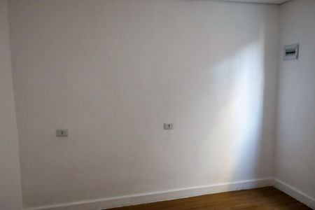 Quarto 1 de casa para alugar com 1 quarto, 65m² em Vila Osasco, Osasco