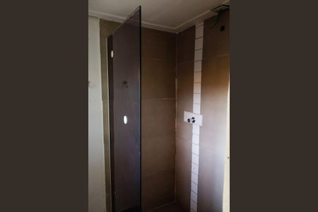 Banheiro de casa para alugar com 1 quarto, 65m² em Vila Osasco, Osasco