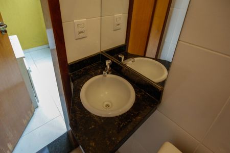 Casa para alugar com 103m², 3 quartos e 2 vagasLavabo