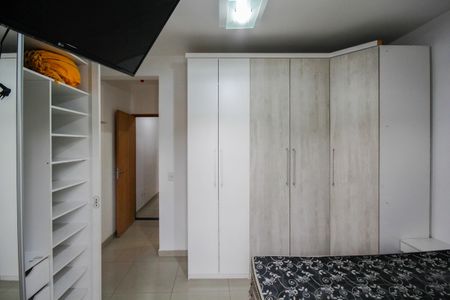 Casa para alugar com 103m², 3 quartos e 2 vagasSuíte