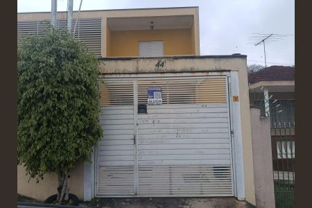 Casa para alugar com 103m², 3 quartos e 2 vagasFachada