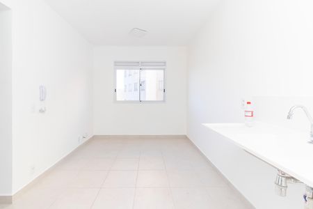 Sala/Cozinha de apartamento para alugar com 2 quartos, 35m² em Colônia (zona Leste), São Paulo