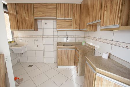 Apartamento à venda com 48m², 2 quartos e 1 vagaCozinha