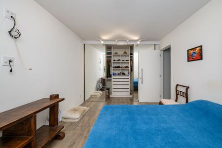 Casa à venda com 240m², 3 quartos e 2 vagasQuarto 1