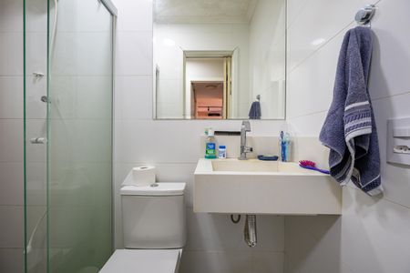 Casa à venda com 240m², 3 quartos e 2 vagasBanheiro 2