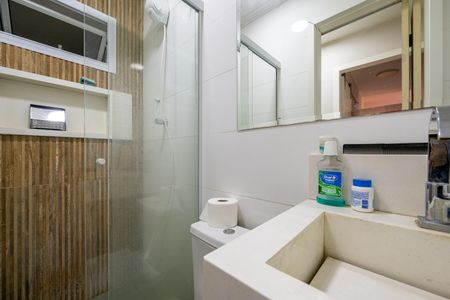 Casa à venda com 240m², 3 quartos e 2 vagasBanheiro 2