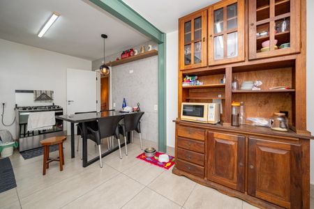 Casa à venda com 240m², 3 quartos e 2 vagasCozinha