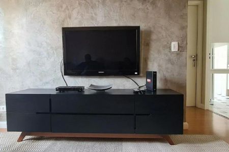 Apartamento à venda com 1 quarto, 82m² em Vila Olímpia, São Paulo