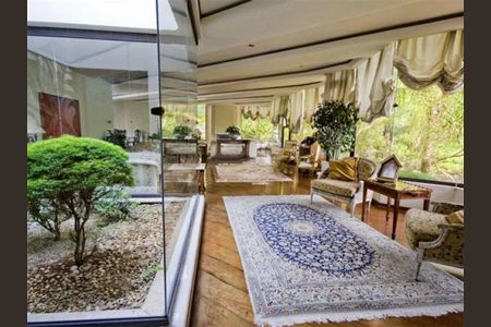 Casa à venda com 1350m², 5 quartos e 5 vagas