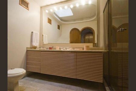 Casa à venda com 1350m², 5 quartos e 5 vagas