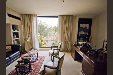 Casa à venda com 1350m², 5 quartos e 5 vagas