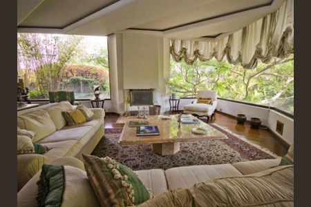 Casa à venda com 1350m², 5 quartos e 5 vagas