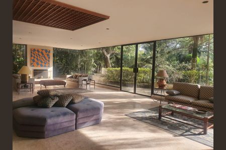 Casa à venda com 1350m², 5 quartos e 5 vagas