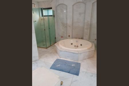 Casa à venda com 1350m², 5 quartos e 5 vagas