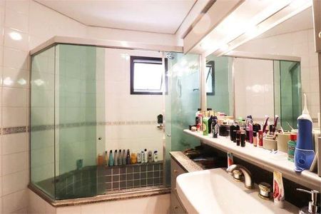 Apartamento à venda com 159m², 3 quartos e 3 vagas