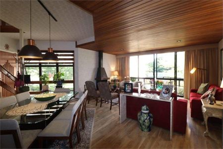 Apartamento à venda com 159m², 3 quartos e 3 vagas