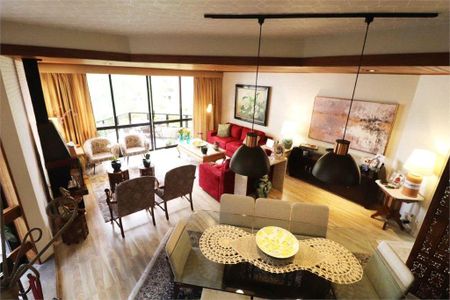 Apartamento à venda com 159m², 3 quartos e 3 vagas