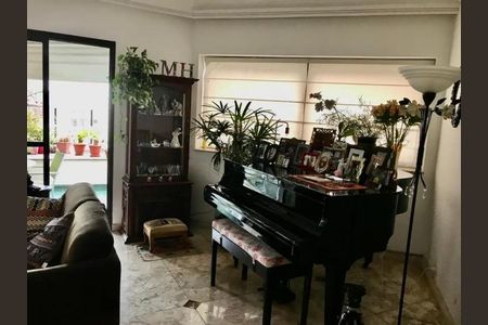 Apartamento à venda com 3 quartos, 197m² em Morumbi, São Paulo