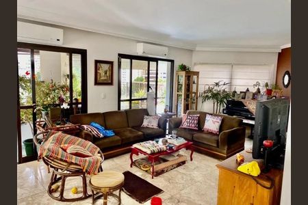 Apartamento à venda com 3 quartos, 197m² em Morumbi, São Paulo