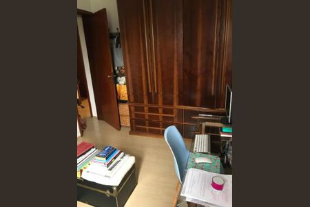 Apartamento à venda com 3 quartos, 197m² em Morumbi, São Paulo