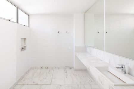Apartamento à venda com 271m², 3 quartos e 2 vagas