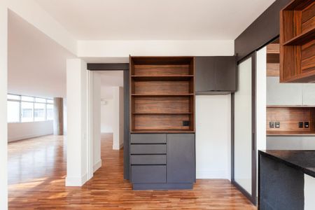 Apartamento à venda com 271m², 3 quartos e 2 vagas