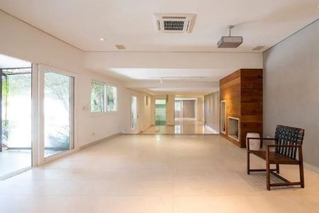 Casa à venda com 4 quartos, 345m² em Vila Ida, São Paulo