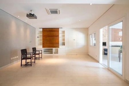 Casa à venda com 4 quartos, 345m² em Vila Ida, São Paulo