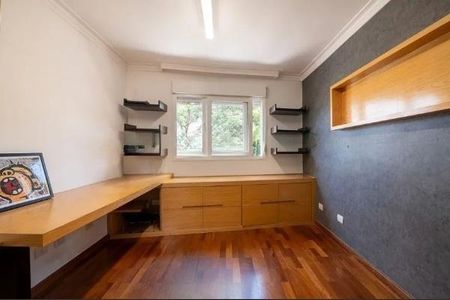 Casa à venda com 4 quartos, 345m² em Vila Ida, São Paulo