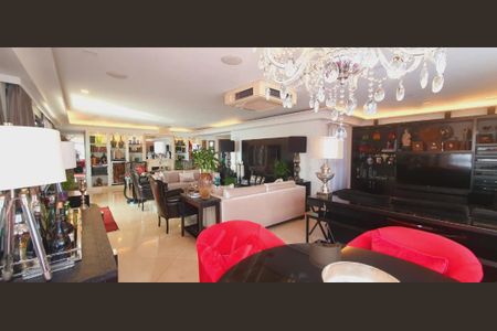Apartamento à venda com 270m², 4 quartos e 4 vagas