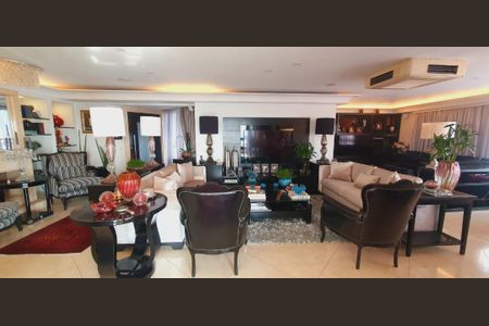 Apartamento à venda com 270m², 4 quartos e 4 vagas