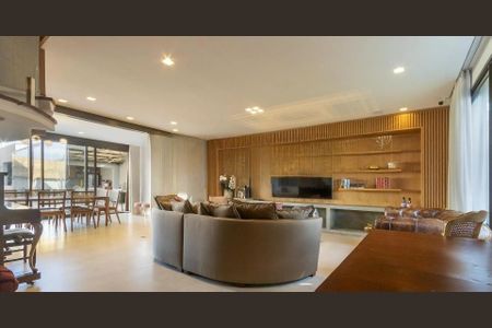 Casa à venda com 5 quartos, 430m² em Cidade Jardim, São Paulo
