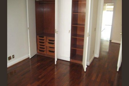 Apartamento à venda com 469m², 5 quartos e 4 vagas