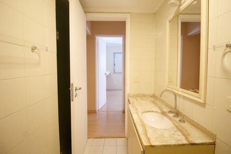 Apartamento à venda com 105m², 3 quartos e 2 vagasBanheiro Social