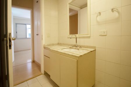 Apartamento à venda com 105m², 3 quartos e 2 vagasBanheiro Social