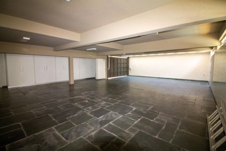 Casa à venda com 696m², 3 quartos e 6 vagasGaragem