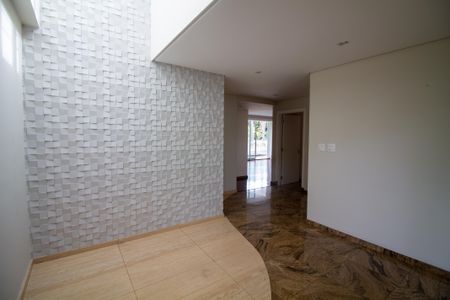 Casa à venda com 696m², 3 quartos e 6 vagasHall de Entrada