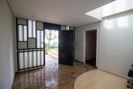 Casa à venda com 696m², 3 quartos e 6 vagasHall de Entrada