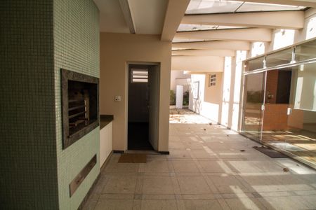 Casa à venda com 696m², 3 quartos e 6 vagasÁrea comum