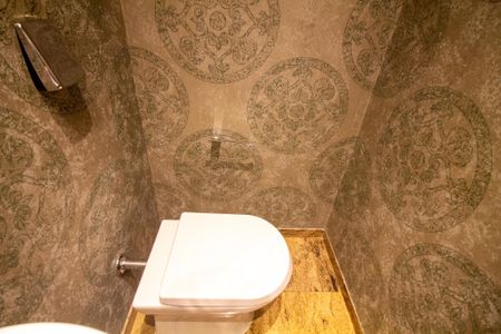 Casa à venda com 696m², 3 quartos e 6 vagasLavabo