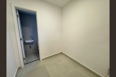 Apartamento à venda com 3 quartos, 180m² em Indianópolis, São Paulo