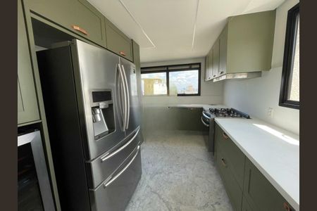 Apartamento à venda com 215m², 2 quartos e 3 vagas