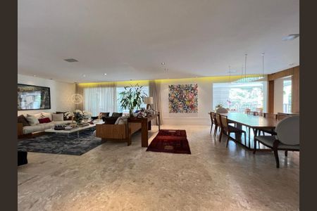 Apartamento à venda com 319m², 4 quartos e 5 vagas