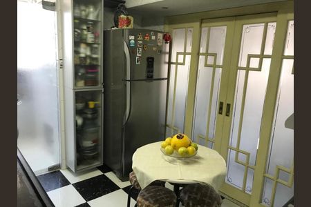 Apartamento à venda com 95m², 2 quartos e 2 vagas