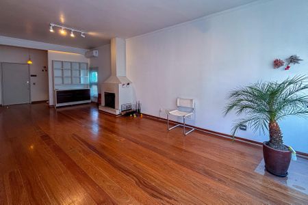 Apartamento para alugar com 158m², 3 quartos e 2 vagas Apartamento para alugar com 158m², 3 quartos e 2 vagasSala